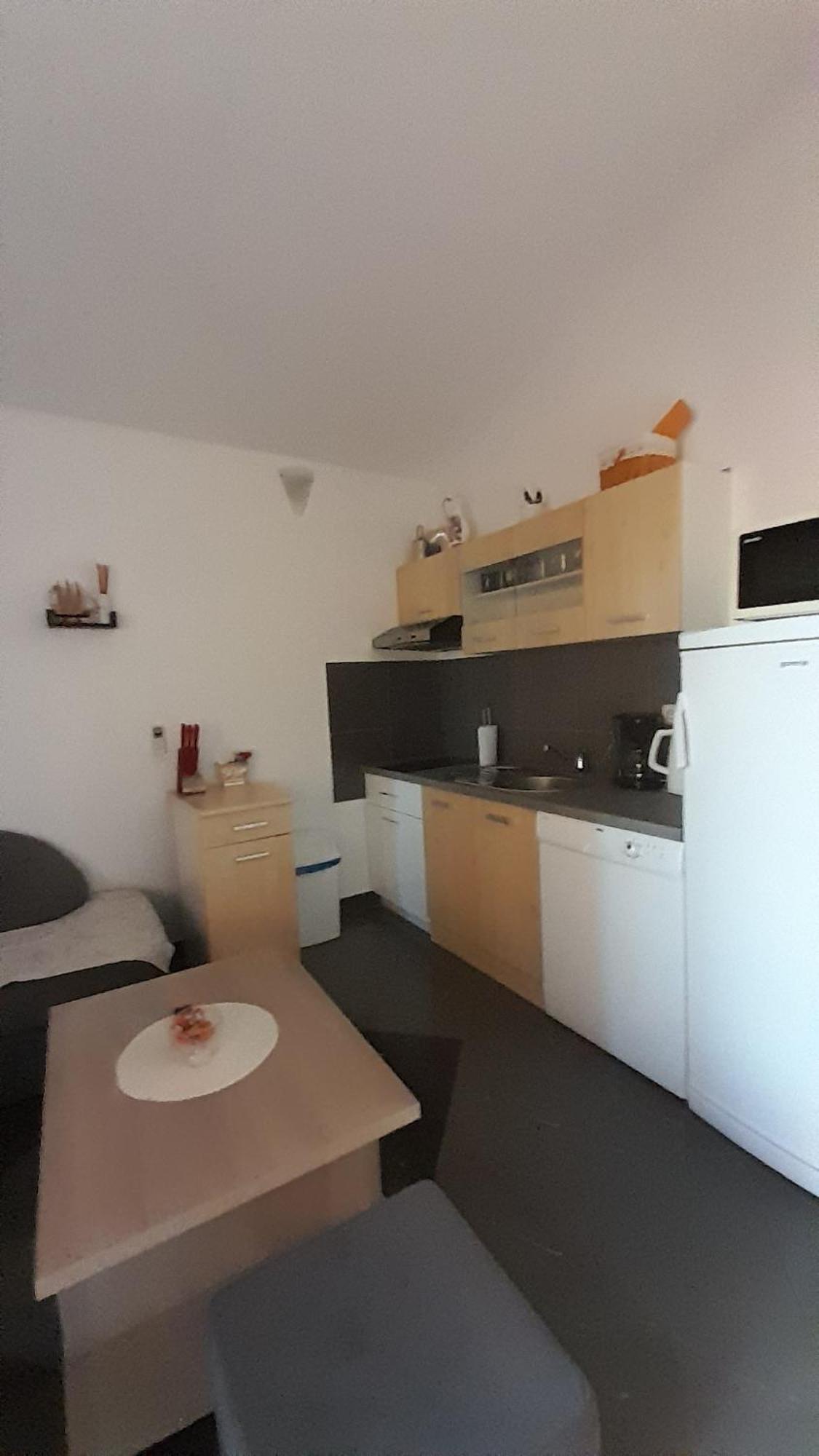 Apartmani Ivankovic Карлобаг Стая снимка